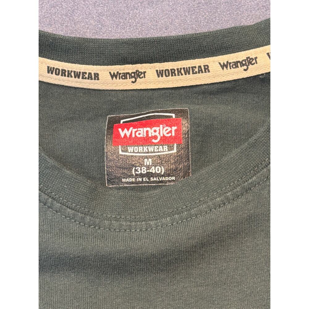 Wrangler Shirt Mens Medium Green Workwear Long Sleeve Pocket Polyester Crewneck - Picture 3 of 7